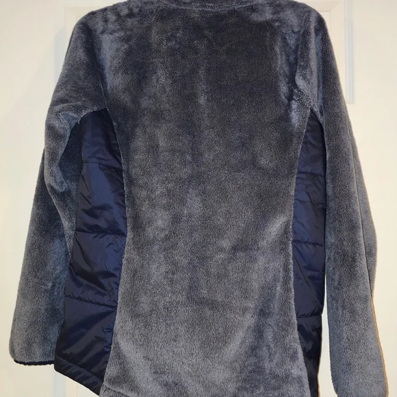 The North Face Women's Plush Gray Teddy Jacket - Picture 4 of 6